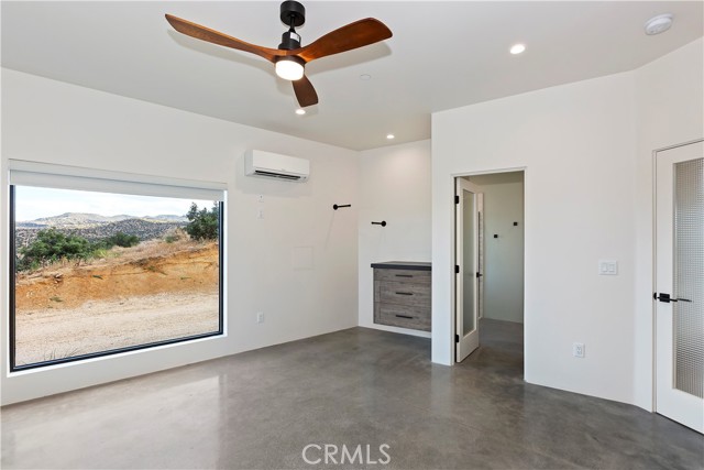 Detail Gallery Image 15 of 37 For 3208 Ox Yoke, Pioneertown,  CA 92268 - 2 Beds | 2 Baths