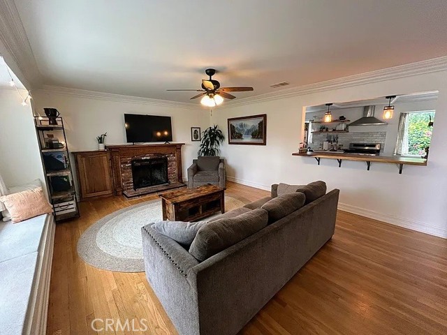 Detail Gallery Image 3 of 19 For 3816 Hartung Ct, Newbury Park,  CA 91320 - 4 Beds | 2/1 Baths