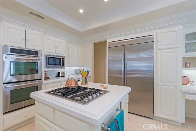 97 Ritz Cove Drive, Dana Point CA: https://media.crmls.org/medias/df28ad8a-5bb6-47f1-aa8d-f7b0aaf14fb9.jpg