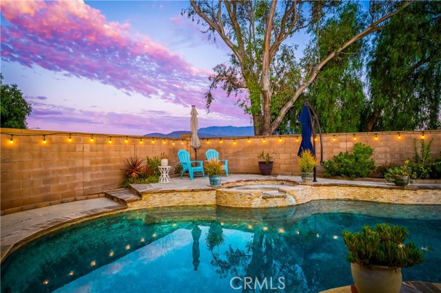 33037 Paterno Street, Temecula CA: https://media.crmls.org/medias/df28d133-0759-4699-8d63-60baa459dc53.jpg