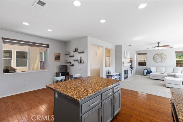 Detail Gallery Image 6 of 45 For 29864 Warm Sands Drive, Menifee,  CA 92584 - 4 Beds | 3 Baths
