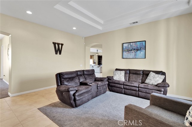 Detail Gallery Image 14 of 75 For 12389 Winesap, Apple Valley,  CA 92308 - 5 Beds | 2/1 Baths