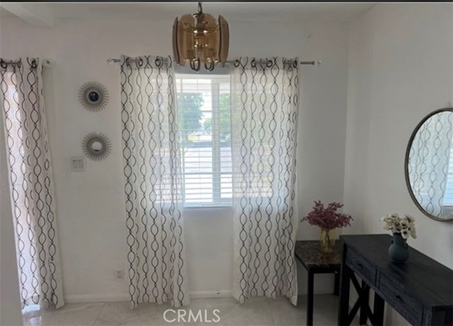 18763 Sunburst Street, Northridge CA: https://media.crmls.org/medias/df2a83f7-fc8e-43d2-8b12-d6eb7ad95187.jpg