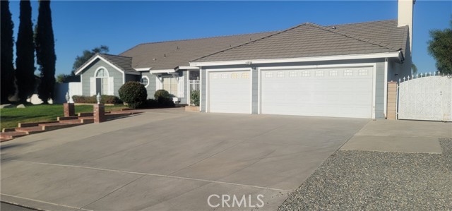 Detail Gallery Image 1 of 29 For 27344 Darlene Dr, Moreno Valley,  CA 92555 - 4 Beds | 2/1 Baths