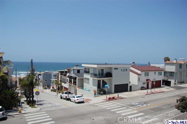 98 Manhattan Avenue, Manhattan Beach, California 90266, 3 Bedrooms Bedrooms, ,1 BathroomBathrooms,Residential,Sold,Manhattan,214018006