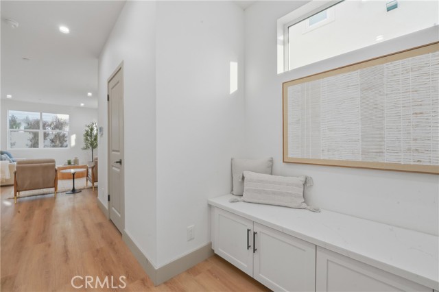 Detail Gallery Image 2 of 36 For 15534 Colorado Ave, Paramount,  CA 90723 - 4 Beds | 2/1 Baths