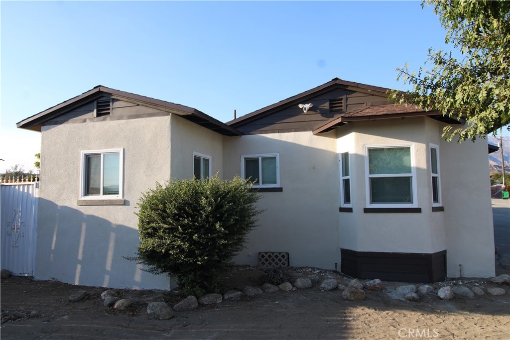719 E Ramsey