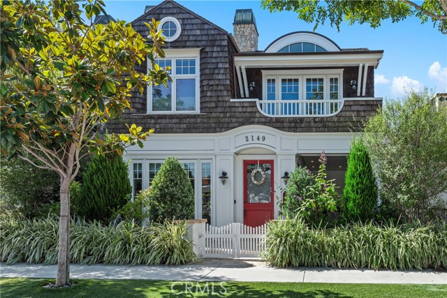 2149 E Ocean Boulevard, Newport Beach CA: https://media.crmls.org/medias/df2d3f6f-6410-4087-ba8e-9cd3cab5ebef.jpg