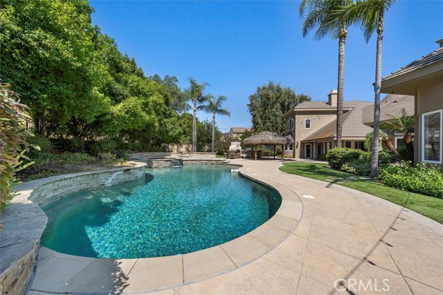 6945 E Hidden Oaks Lane, Orange CA: https://media.crmls.org/medias/df2e000a-e130-420f-a55e-8cd6c423e3ee.jpg
