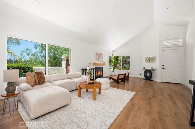 4 Saint Martin, Laguna Niguel CA: https://media.crmls.org/medias/df2e743c-4673-4288-8b08-61d7841de7b5.jpg