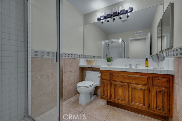 Detail Gallery Image 33 of 59 For 39990 Gibraltar Dr, Murrieta,  CA 92562 - 5 Beds | 3 Baths