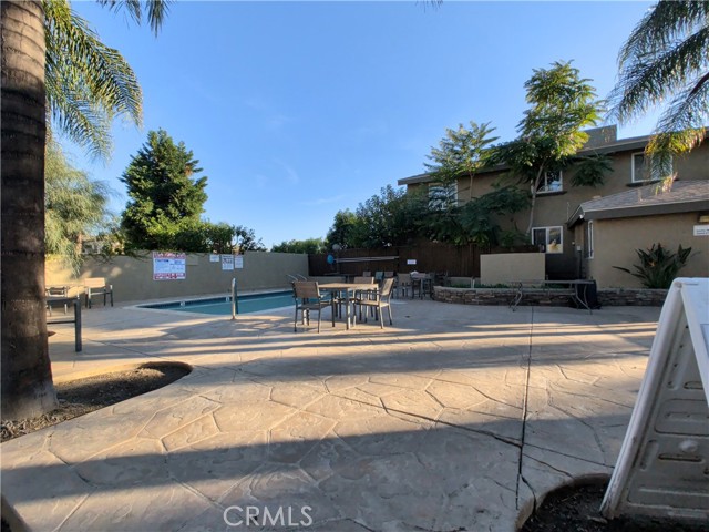 Detail Gallery Image 4 of 13 For 779 Gianni, Corona,  CA 92879 - 2 Beds | 1 Baths