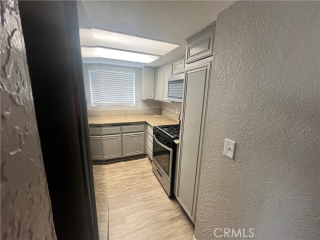 600 Central Avenue, Riverside CA: https://media.crmls.org/medias/df2f31ba-5e2e-4d34-bf4b-6467f585fe19.jpg