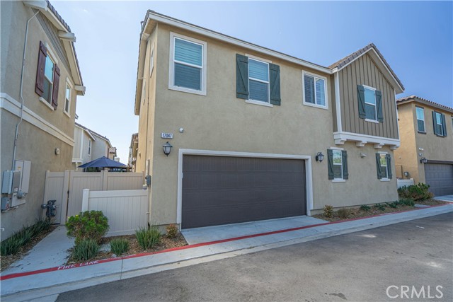 Detail Gallery Image 1 of 46 For 17047 Zion Drive, Canyon Country,  CA 91387 - 4 Beds | 3 Baths