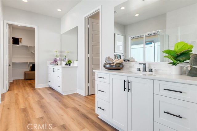 Detail Gallery Image 20 of 29 For 6533 Canyon Oaks Dr, Simi Valley,  CA 93063 - 4 Beds | 3/1 Baths