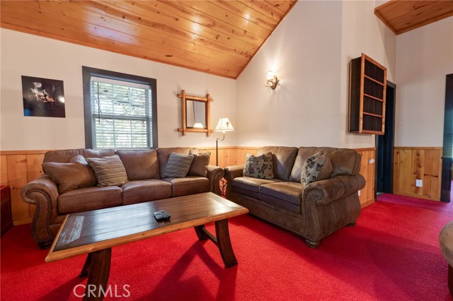 505 Barrett Way, Big Bear City CA: https://media.crmls.org/medias/df307cf0-d096-41dc-80eb-5188227de9d7.jpg