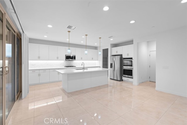 Detail Gallery Image 18 of 45 For 35963 Bertain Dr, Palm Desert,  CA 92211 - 4 Beds | 3/1 Baths