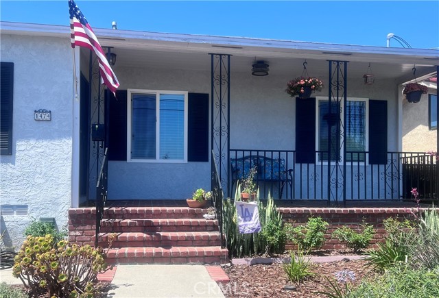 1474 W 1st Street, San Pedro CA: https://media.crmls.org/medias/df3133e0-14fe-40d9-b533-6c2908adbeb4.jpg