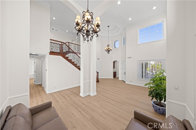 Detail Gallery Image 11 of 52 For 4021 Humboldt Ln, Yorba Linda,  CA 92886 - 5 Beds | 3/1 Baths