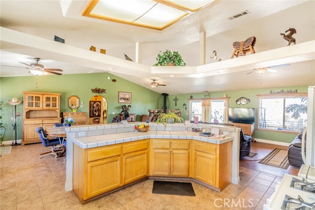 Detail Gallery Image 20 of 56 For 1990 Vista Rd, Pinon Hills,  CA 92371 - 3 Beds | 2 Baths