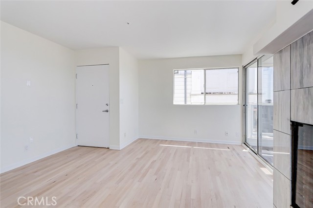 3304 Manhattan Avenue, Manhattan Beach, California 90266, 2 Bedrooms Bedrooms, ,2 BathroomsBathrooms,Residential,Sold,Manhattan,SB23169672