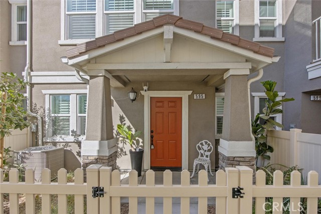 595 Heritage Valley, Fillmore CA: https://media.crmls.org/medias/df365a48-ee8e-4ac9-a50f-0aca92eb32e6.jpg