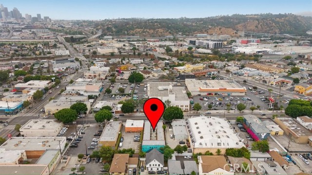 2432 Daly Street, Los Angeles CA: https://media.crmls.org/medias/df36a28f-f21d-45e9-b93e-75c2a6f9f0ce.jpg