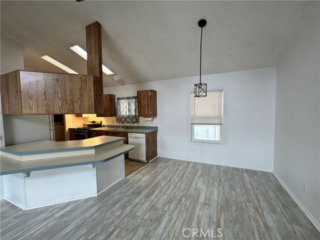 Detail Gallery Image 11 of 21 For 24414 University Ave #57,  Loma Linda,  CA 92354 - 3 Beds | 2 Baths