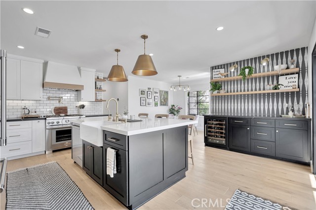 Detail Gallery Image 9 of 51 For 206 Del Mar Ave, Costa Mesa,  CA 92627 - 4 Beds | 2 Baths