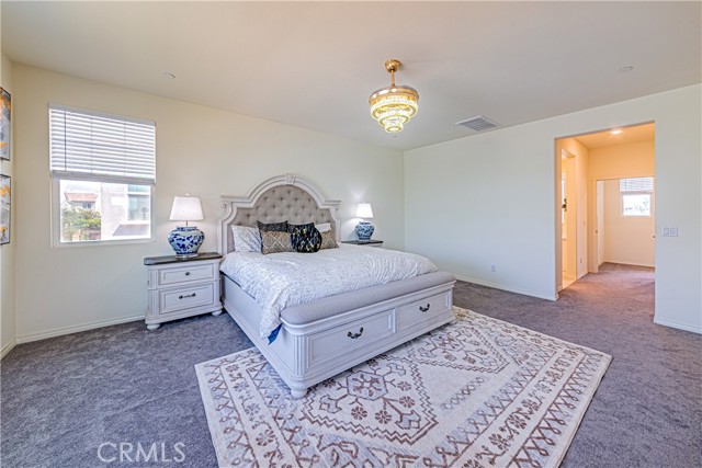 4040 S Bowery Place, Ontario CA: https://media.crmls.org/medias/df384944-62ee-4774-a755-c7ad0ad9e38e.jpg