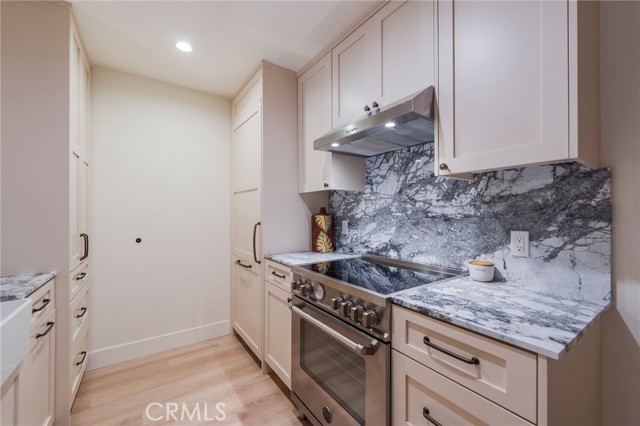 Detail Gallery Image 16 of 41 For 215 Wichita Ave #106,  Huntington Beach,  CA 92648 - 1 Beds | 1 Baths