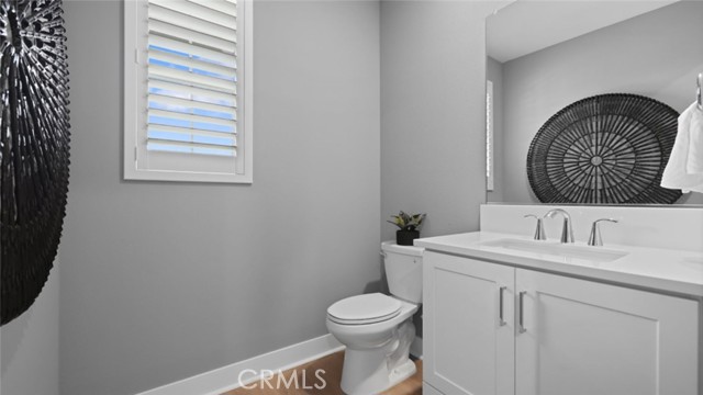 Detail Gallery Image 11 of 31 For 29368 via Destello, Valencia,  CA 91354 - 3 Beds | 3/1 Baths