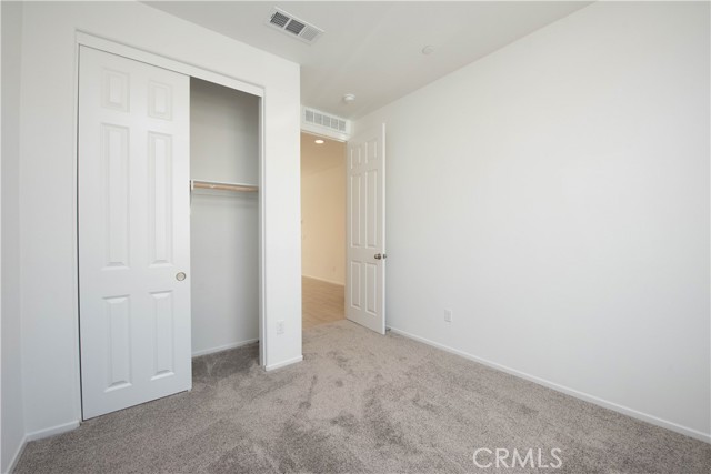 Detail Gallery Image 4 of 26 For 12574 Hanna Ct, Victorville,  CA 92392 - 4 Beds | 3 Baths