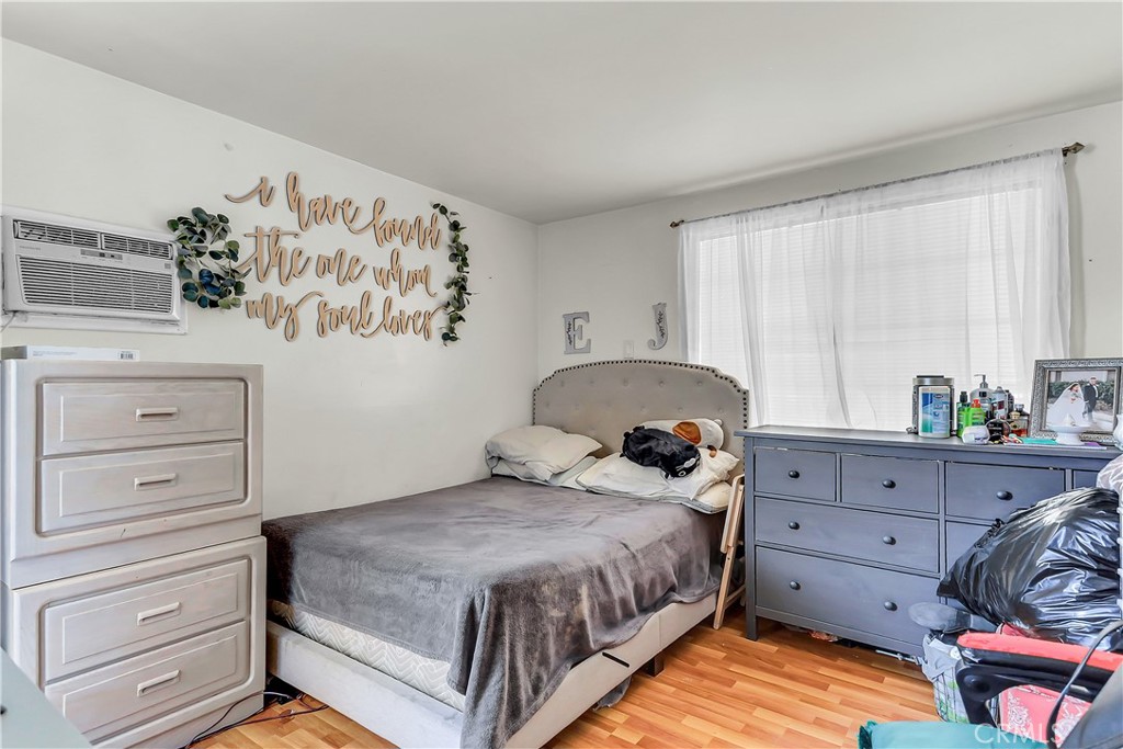 MLS #SR25235082 image #9