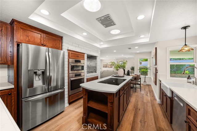 719 S Goldfinch Way, Anaheim Hills CA: https://media.crmls.org/medias/df3b799d-c1c8-4efd-9534-60c1004288f7.jpg