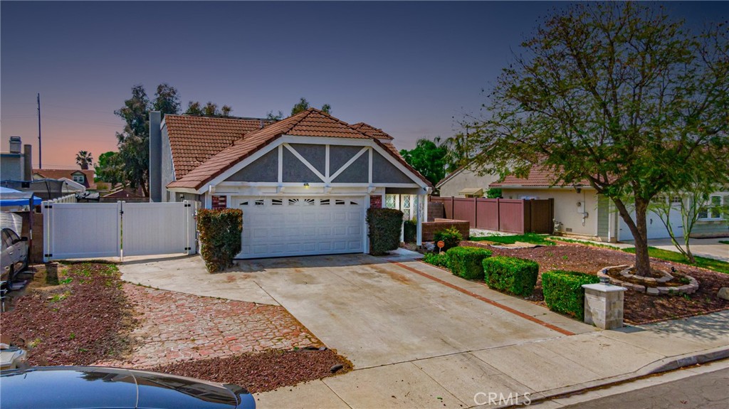 25623 Estrellas Lane, Moreno Valley, CA 92551