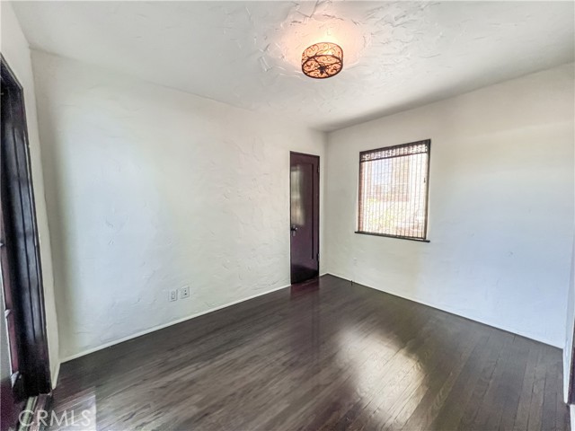 Detail Gallery Image 9 of 27 For 2444 the Strand, Hermosa Beach,  CA 90254 - 4 Beds | 3/1 Baths