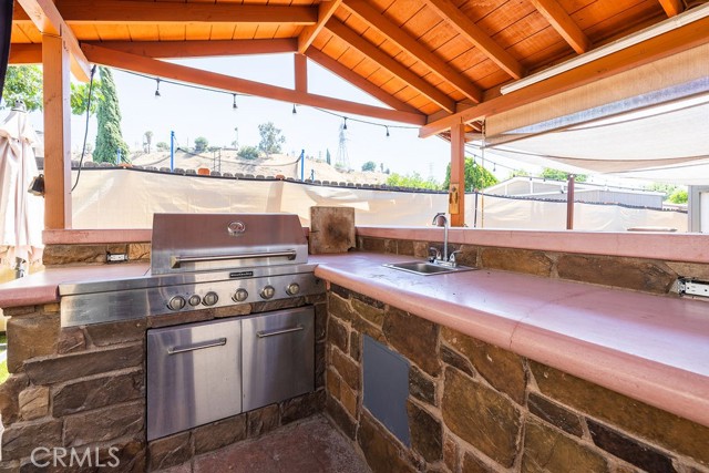 700 E Washington Street, Colton CA: https://media.crmls.org/medias/df3d1c47-83b9-4e0d-bb5c-62961ef97874.jpg