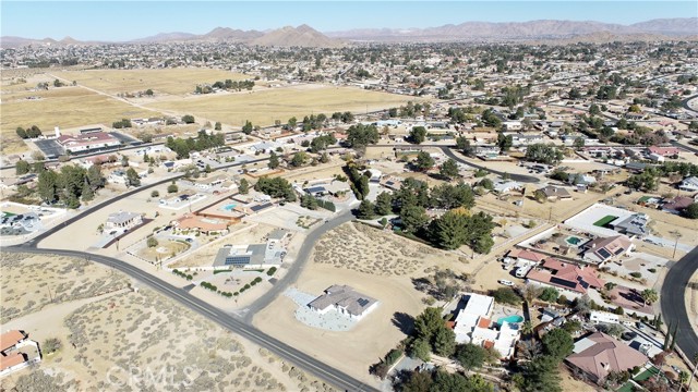 Detail Gallery Image 67 of 68 For 14285 Riverside Dr, Apple Valley,  CA 92307 - 4 Beds | 2/1 Baths