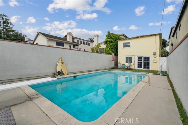 Manhattan Beach Hill Section home. 3 bedroom 2 bath with a deep water pool!