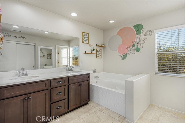 Image 23 of 41 For 30438 Warm Lodge Court Court