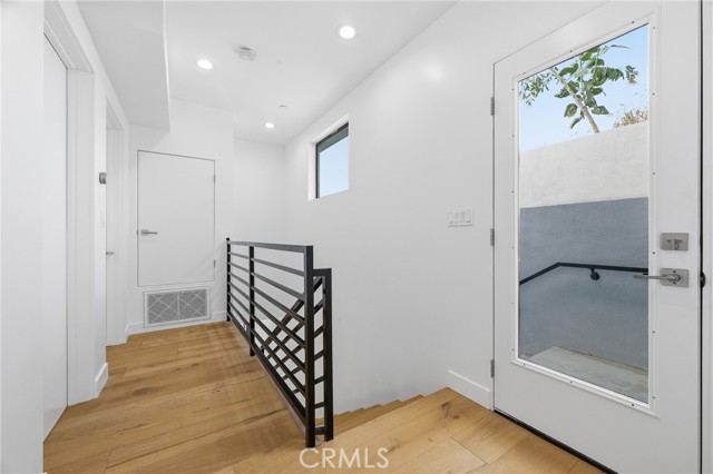 Detail Gallery Image 18 of 58 For 6565 Pickwick, Los Angeles,  CA 90042 - 3 Beds | 2/1 Baths