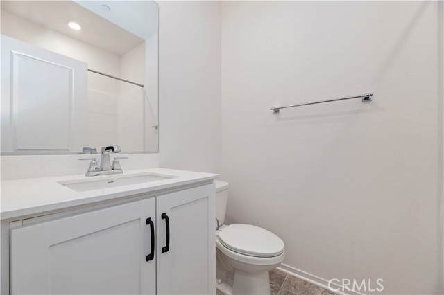 Detail Gallery Image 9 of 23 For 8483 Snapdragon Ln, Chino,  CA 91708 - 3 Beds | 2/1 Baths