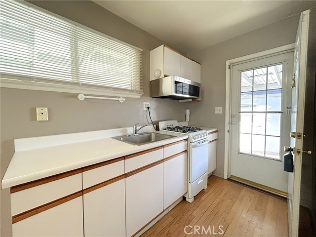 Detail Gallery Image 6 of 7 For 11146 Rosarita #1/2,  Loma Linda,  CA 92354 - 0 Beds | 1 Baths