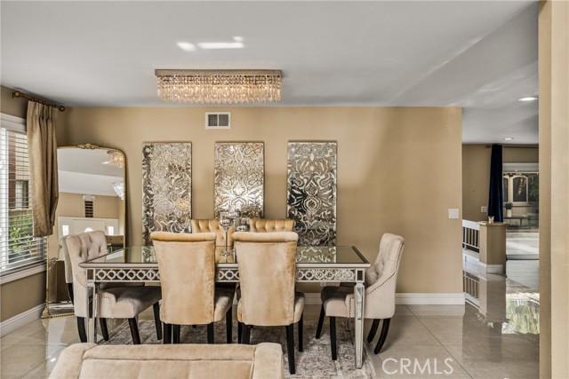 Detail Gallery Image 8 of 44 For 22 Hunter, Irvine,  CA 92620 - 4 Beds | 3 Baths