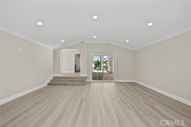 Detail Gallery Image 8 of 32 For 13358 Blythe St, North Hollywood,  CA 91605 - 3 Beds | 2/1 Baths