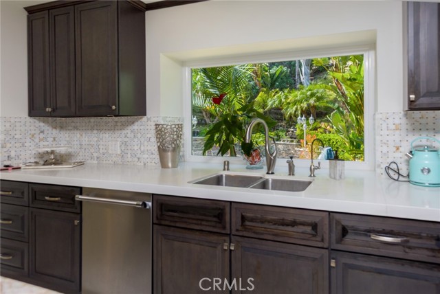 Detail Gallery Image 12 of 25 For 2109 Camino San Rafael, Glendale,  CA 91206 - 3 Beds | 3 Baths