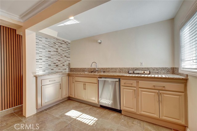 Detail Gallery Image 8 of 19 For 21058 Schoenborn St #2,  Canoga Park,  CA 91304 - 1 Beds | 1 Baths