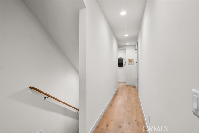 Detail Gallery Image 19 of 27 For 4524 N Ayla, Los Angeles,  CA 90041 - 3 Beds | 4 Baths