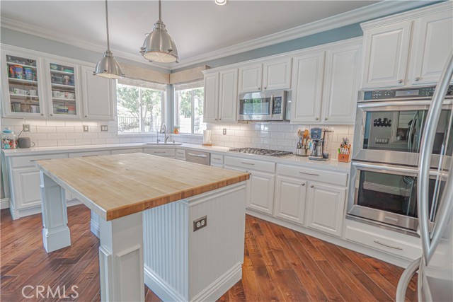 Detail Gallery Image 16 of 63 For 25531 Durant Pl, Stevenson Ranch,  CA 91381 - 5 Beds | 3 Baths